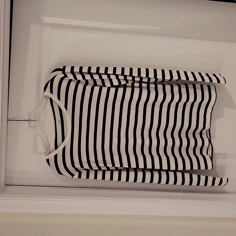 The Gap XL Black & White stripped shirt.